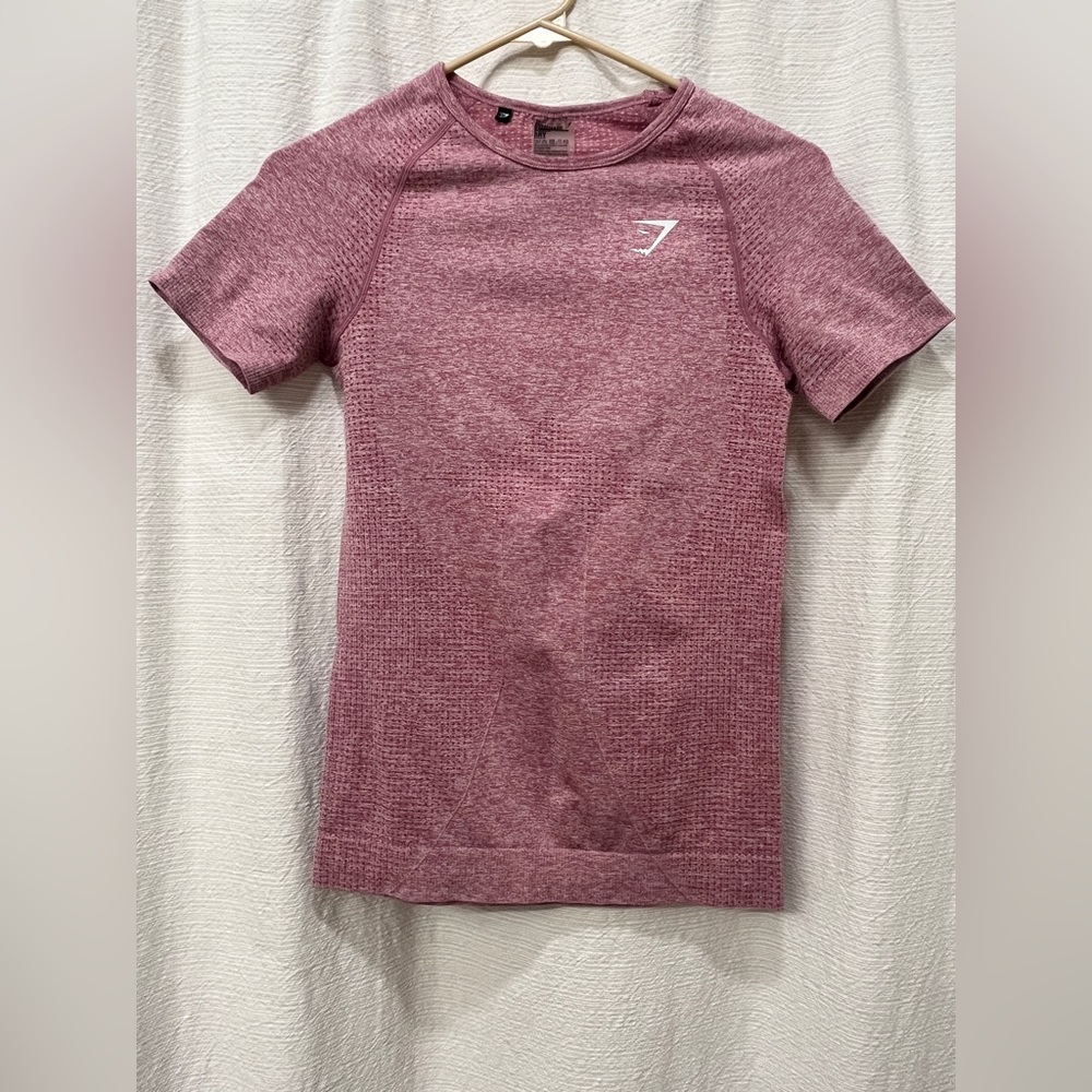 Gymshark Tee Dusty Pink color!
